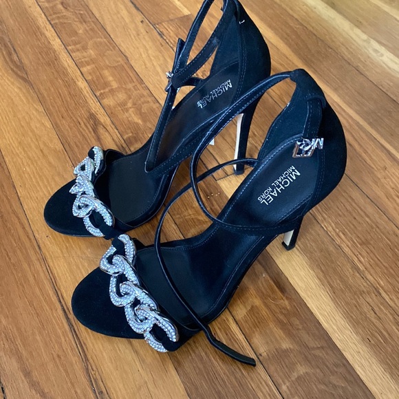 NIB Michael Kors Black Heels - Picture 1 of 6